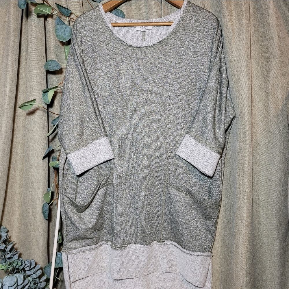 Umgee Glitter Gray Sweater Tunic - Medium
